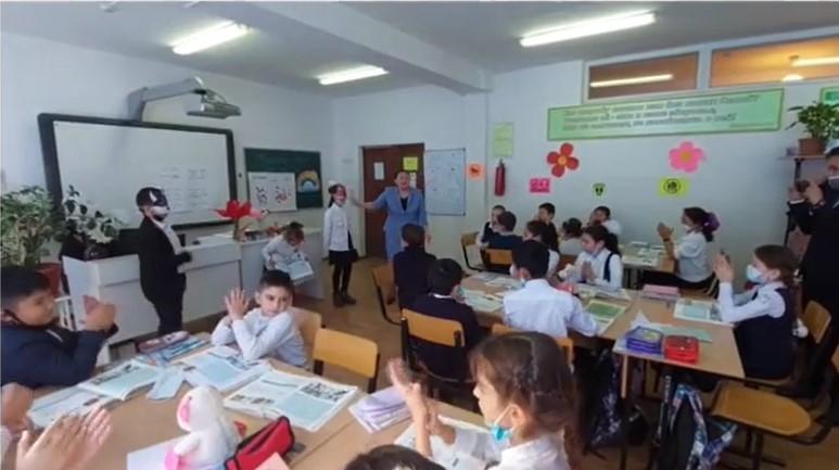 Елбасы  күніне арналған 1-11 сыныптарда "Елі сүйген, елін сүйген Елбасы" тақырыбында сынып сағаттары өткізілді.