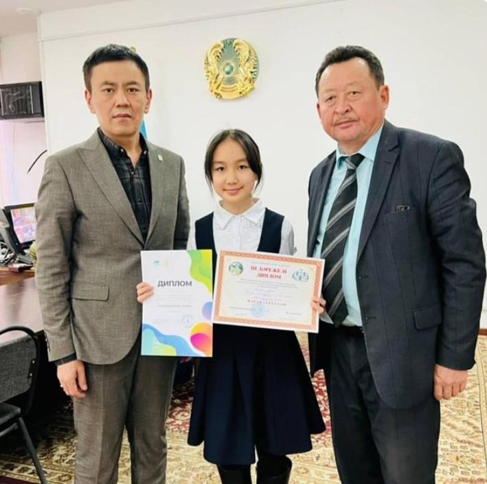 Республикалық Мың бала сайысының жеңімпазы.