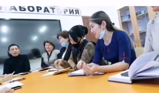 Директор школы Дархан Сатылганович проанализировал предстоящую работу с группой исследователей среди учителей по использованию подхода Lesson Study (исследование урока) в целях совершенствования и развития обучения и учебного процесса!